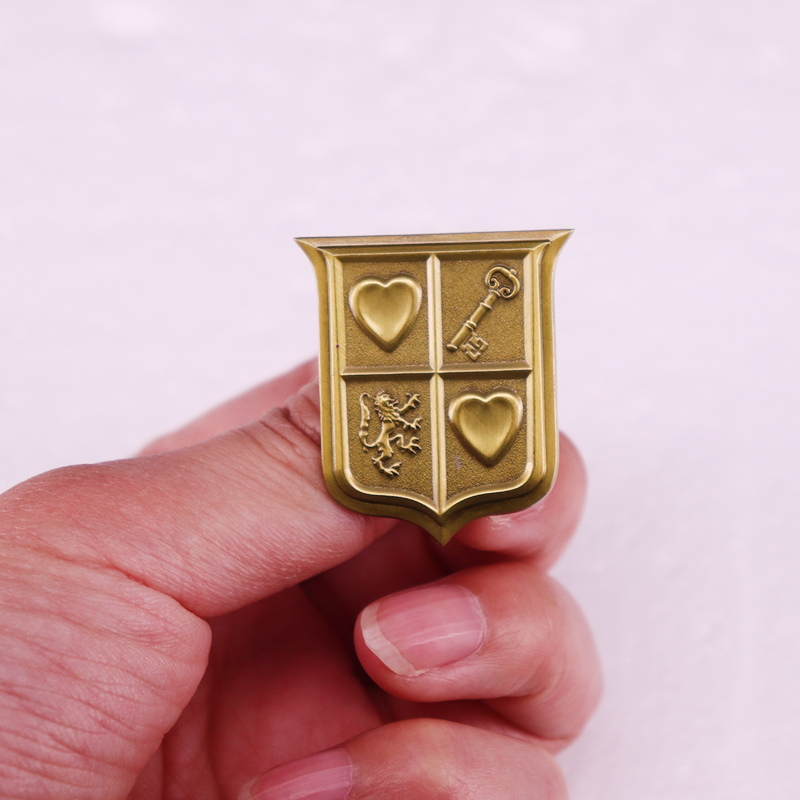 Zeldas Game Box Enamel Pin  Re - Retro Gaming Zelda 评论和价格